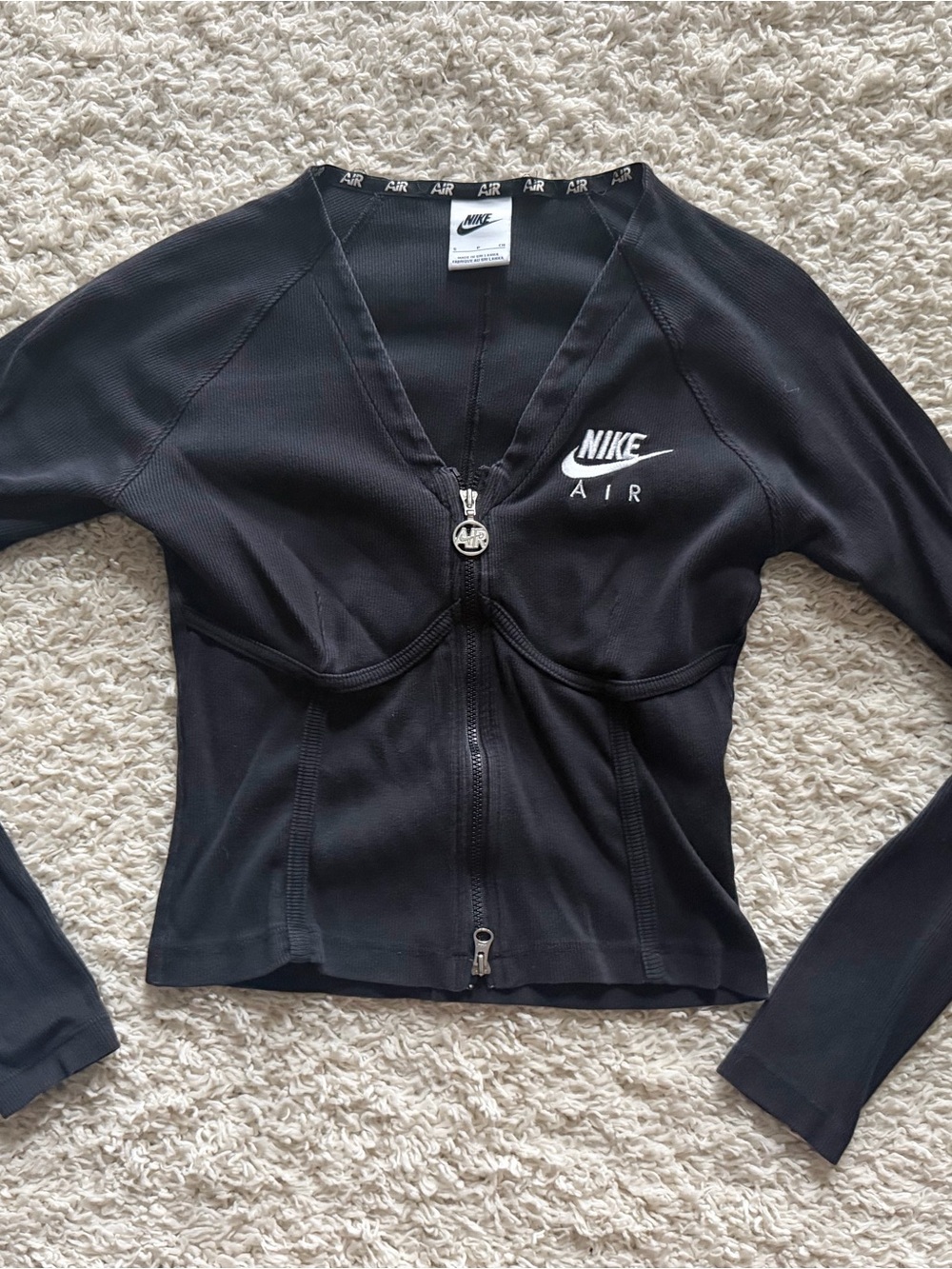 Nike Black Zip-Front Long-Sleeve Women's Top